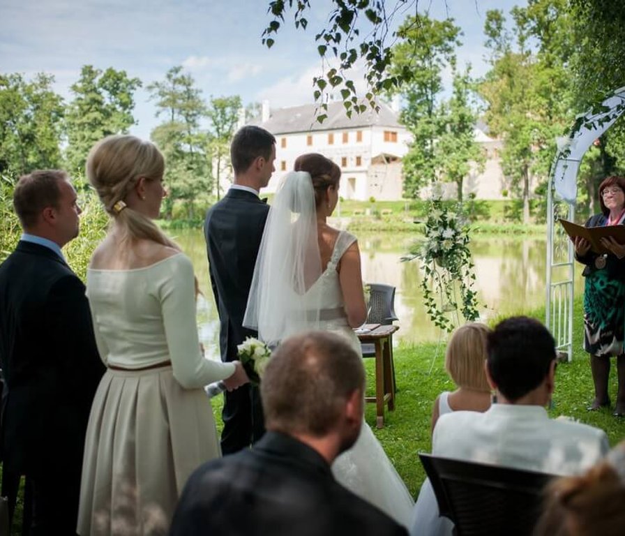 Wedding ceremony at Chateau Orlice